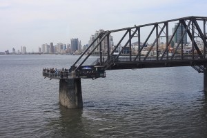 bridge_to_nowhere8026710958_bdcc3786df_c